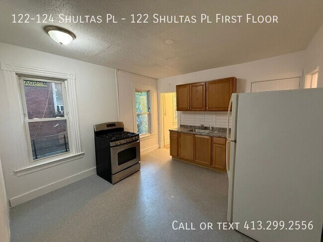 Building Photo - 122-124 Shultas Pl-122 Shultas Pl First Floor