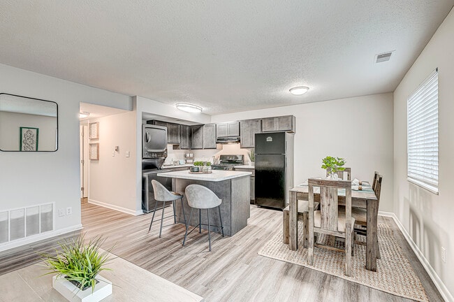 2 Bed 1 Bath - Basore - Ninth Avenue Apartments