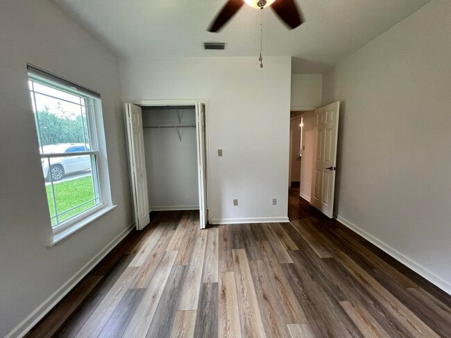 Building Photo - 4208 McLeod Dr