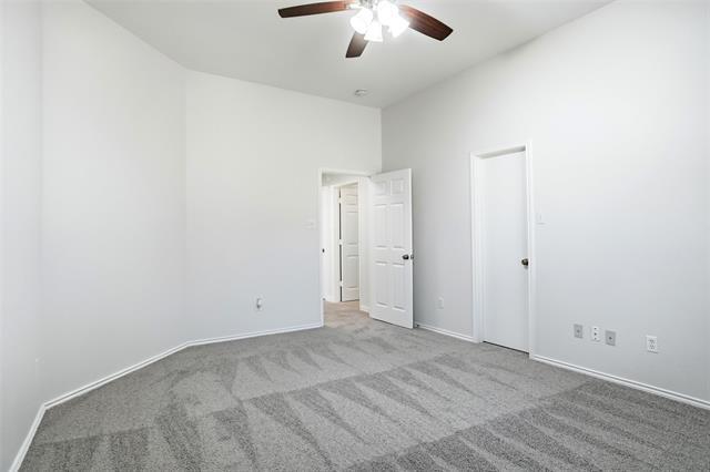 Building Photo - 2084 Sailmaker Ct