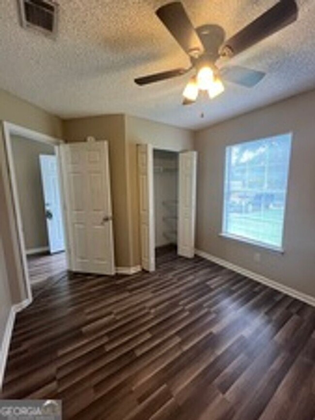Building Photo - 128 Sapelo Dr