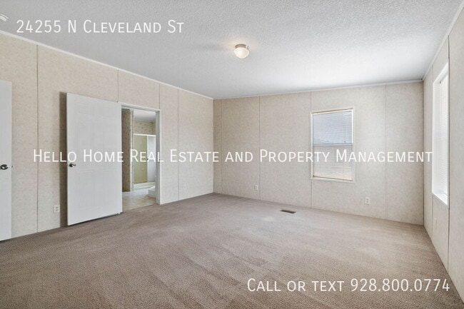 Building Photo - 24255 N Cleveland St