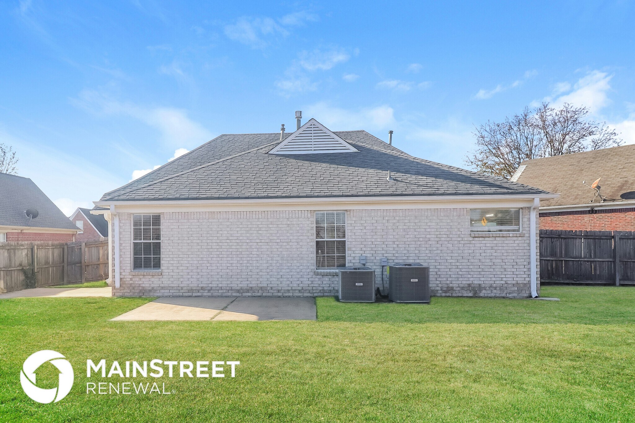 Building Photo - 5890 Carrel Cove