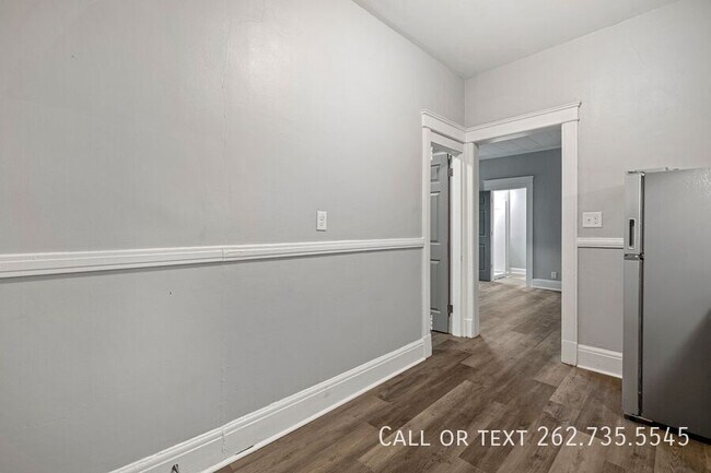 Building Photo - 314 10th St