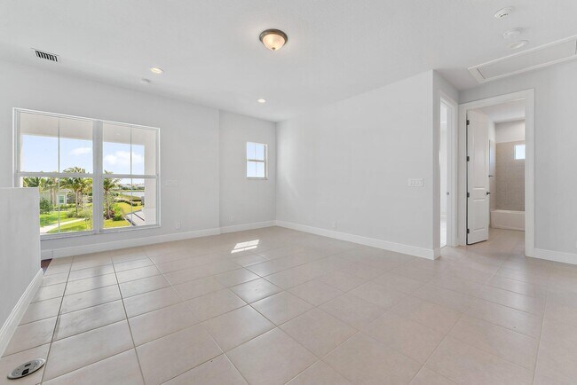 Building Photo - 12680 Nautilus Cir