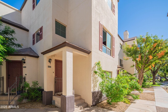 Building Photo - 100 E Fillmore St