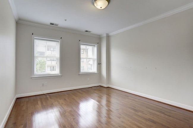 Building Photo - 1120 K St SE