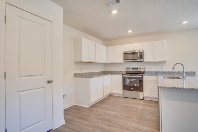 Building Photo - Price Just Reduced! Brand-New 3BR/2BA Home...