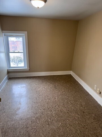 Building Photo - 308 Plantation St