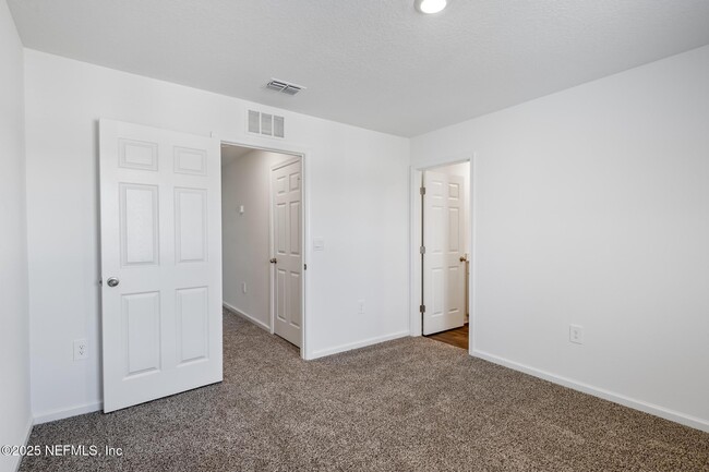 Building Photo - 3755 Spotted Fawn Ct