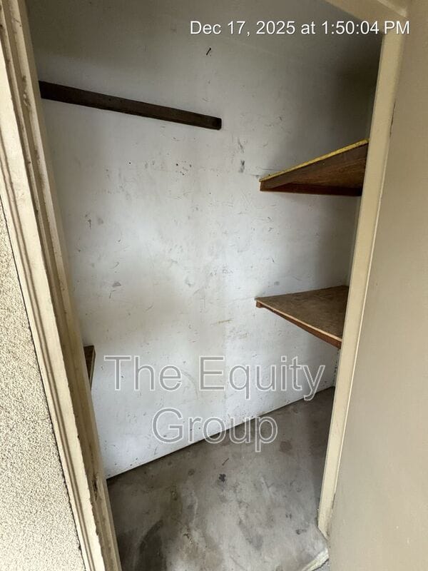 Building Photo - 2726 S Sallee Ct