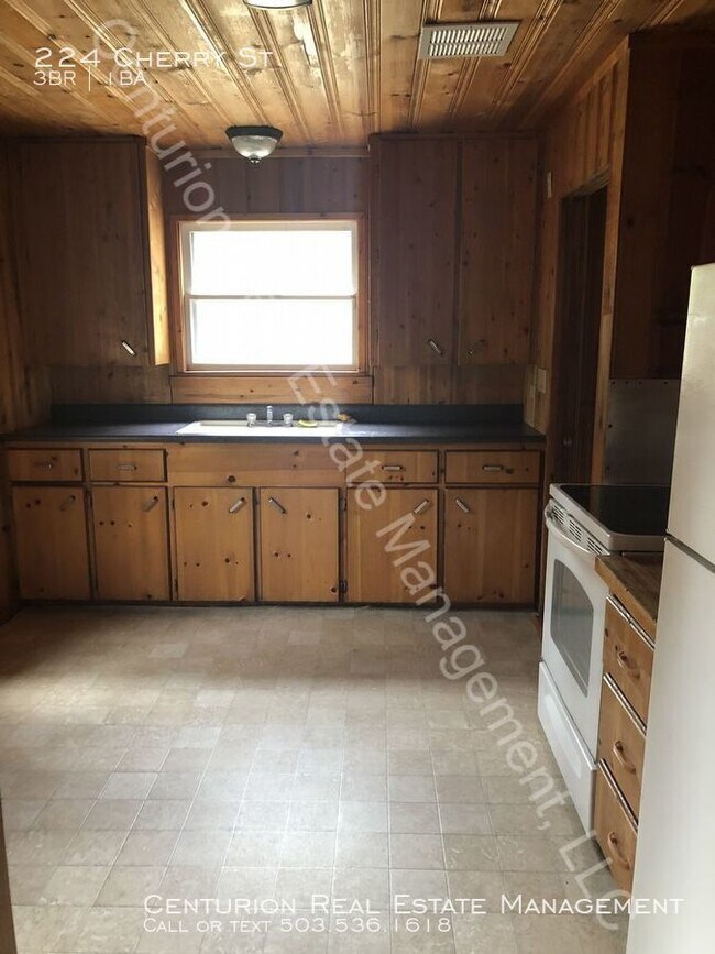 Building Photo - 224-236 Cherry St