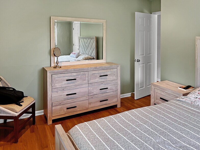 Building Photo - 5639 Main St