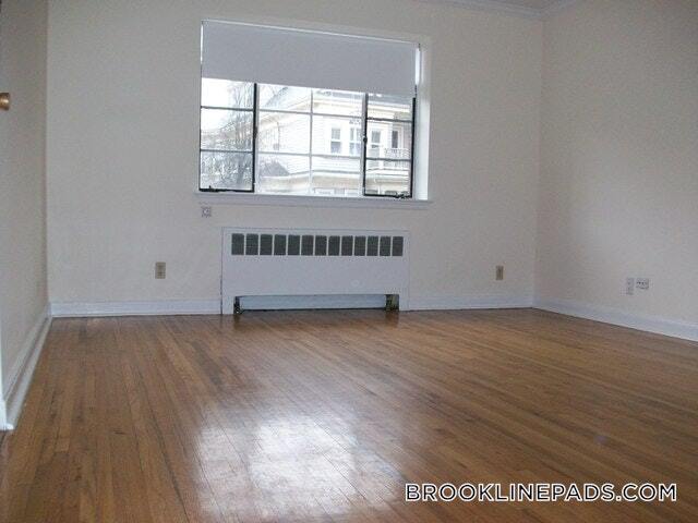 Building Photo - 84 St Paul St