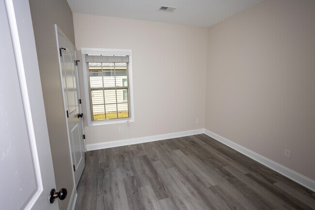 Building Photo - 315 Keegan Rock Ct