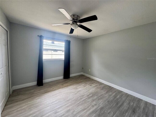 Building Photo - 8515 Sandberry Blvd