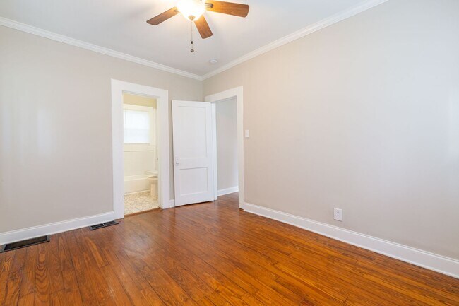 Building Photo - 1348 McClelland Ave