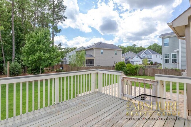 Building Photo - 112 Cahors Trail