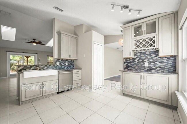 Building Photo - 4820 Wandering Pines Trail S