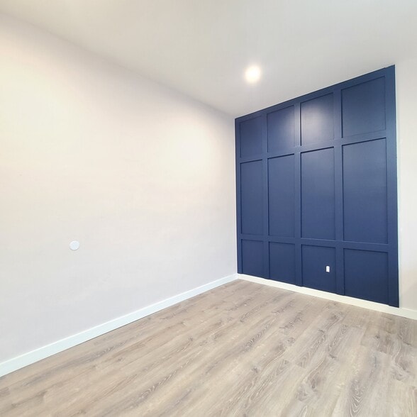 Sleeping Area - 39 74th St