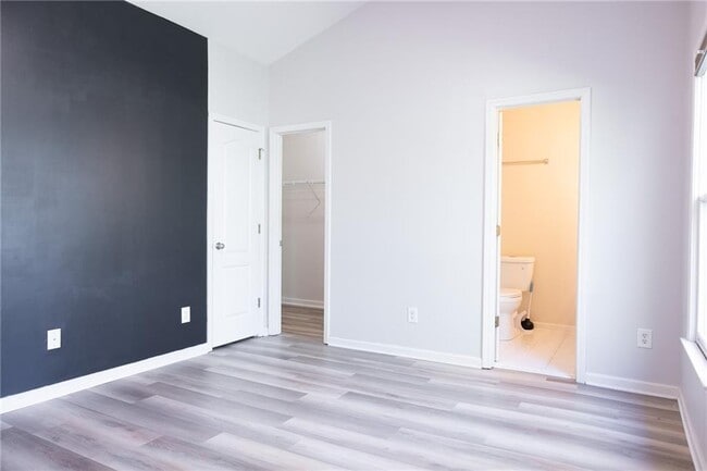 Building Photo - 1232 Harris Commons Pl