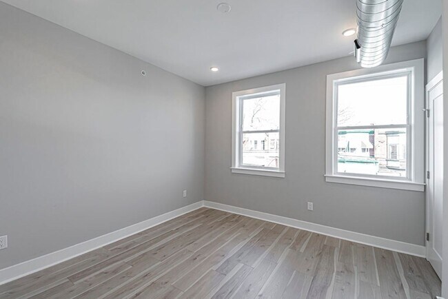 Building Photo - 1448 S 52nd St