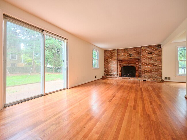 Building Photo - 9124 Copenhaver Dr