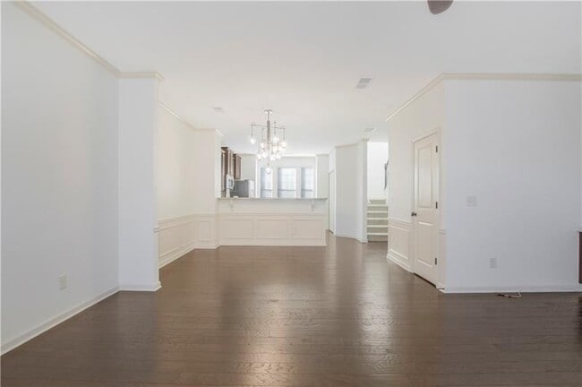 Building Photo - 3382 Vintage Cir SE
