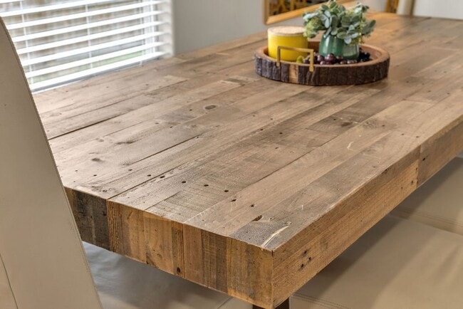 Building Photo - 746 Cape Cottage Ln