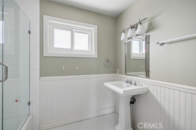 Building Photo - 1430 Mariners Dr