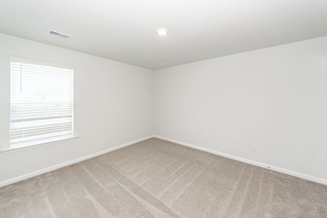 Building Photo - 4 Bedroom, 2.5 Bathroom Home in Carolina Groves - Moncks Corner