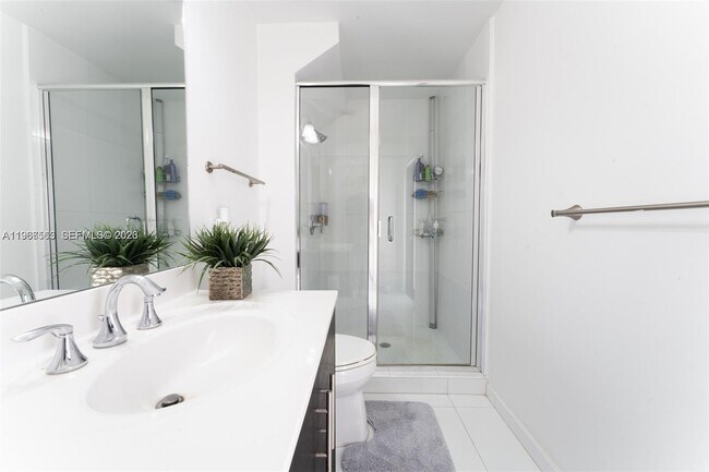 Building Photo - 10560 NW 69th Terrace