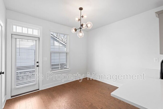 Building Photo - 1126 Pegram St