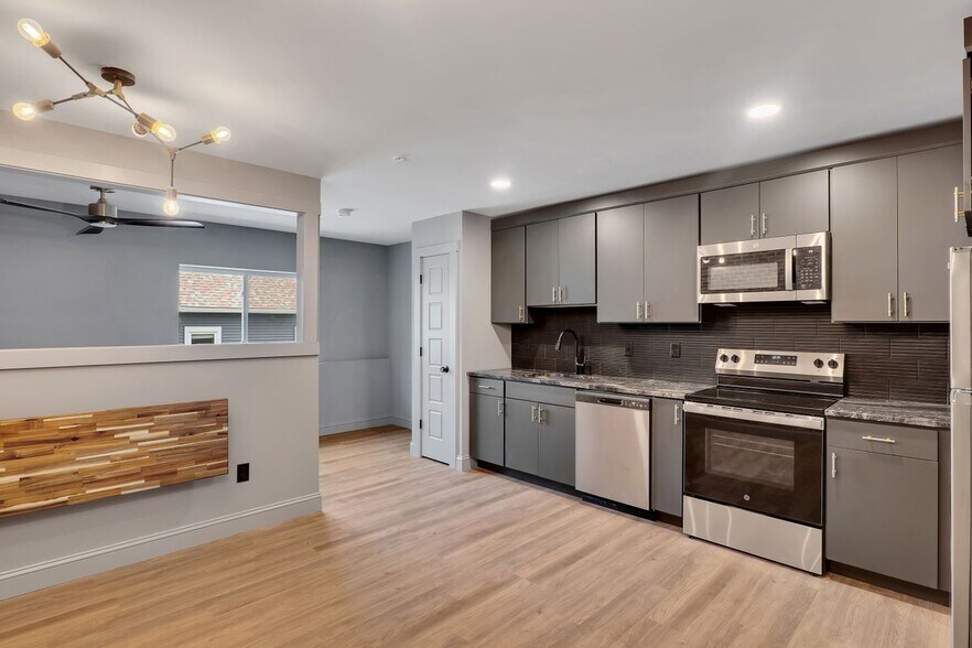 Building Photo - 36 Pawling Ave