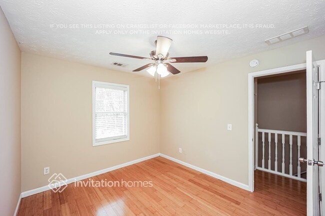 Building Photo - 521 Oak Vista Ct