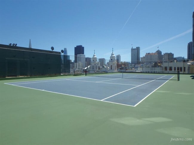 Building Photo - 2 Fallon Pl