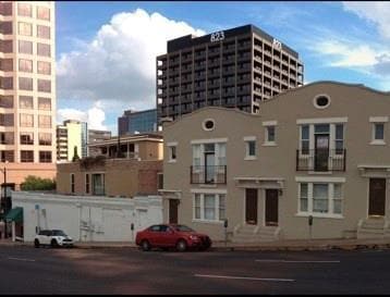 Primary Photo - 111 W 10th St