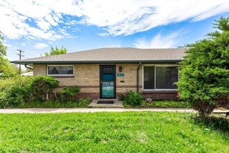 Building Photo - 3609 Hudson St