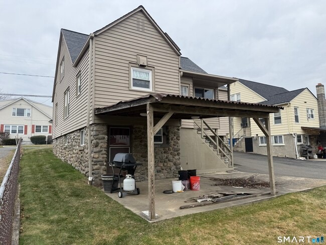 Building Photo - 59 Addison St