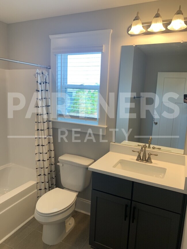 Building Photo - 170 Ave of Learning