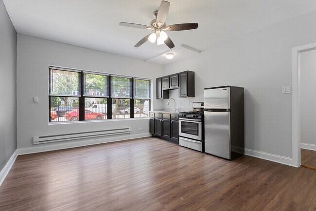 Building Photo - 4555 Malden St