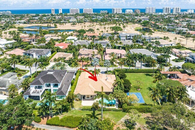 Building Photo - 1831 Sabal Palm Dr