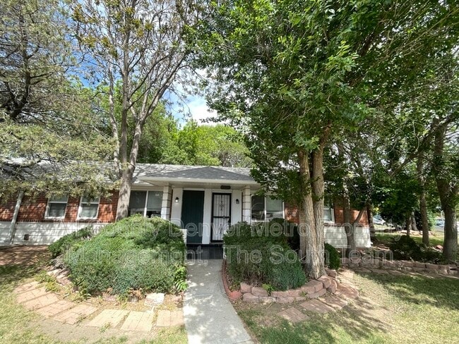 Building Photo - 1400 Galena St