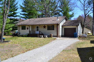 Building Photo - 221 Vienna Ct