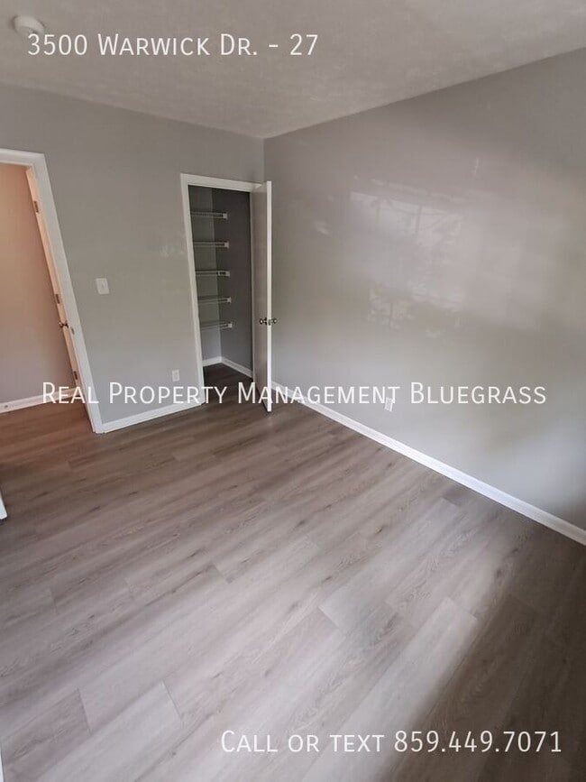 Building Photo - 3500 Warwick Dr