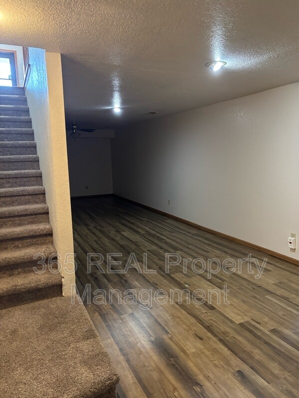 Building Photo - 5601 W 18th St