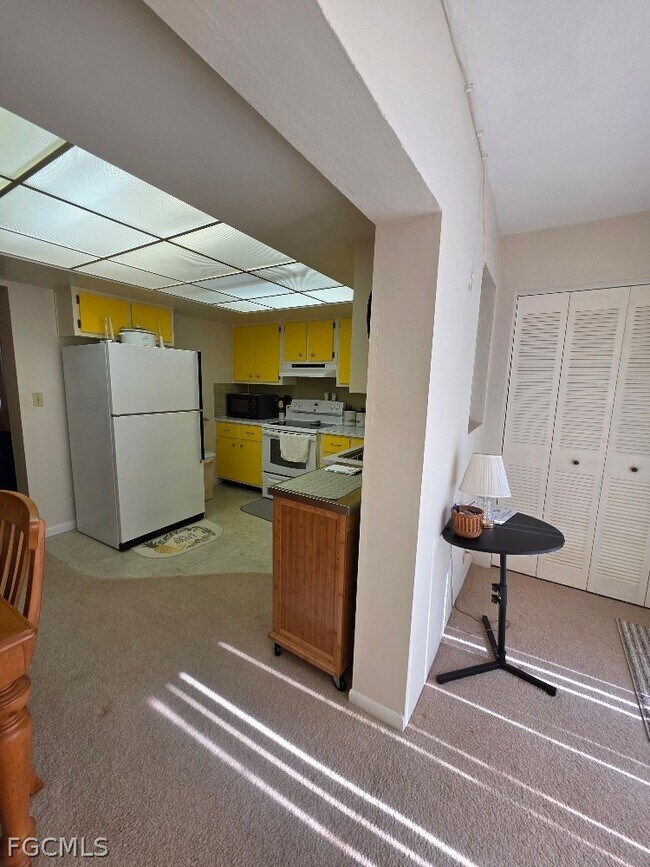 Building Photo - 335 Joel Blvd