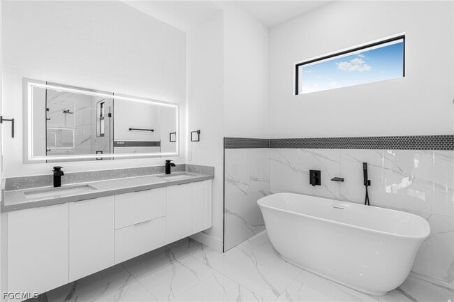 Building Photo - 3604 29th St SW