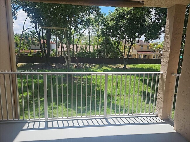 Building Photo - 10630 SW 158th Ct