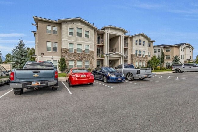 Building Photo - Ranch Landing Condo